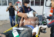 Jovem tem casa invadida e é ferido com 4 tiros no Acre