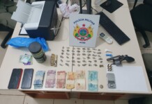 PM estoura “boca de fumo” prende traficante e apreende arma no Acre