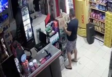 VONTADE DE TOMAR UMA: no interior do Acre, homem aproveita descuido de balconista para furtar cachaça; VÍDEO