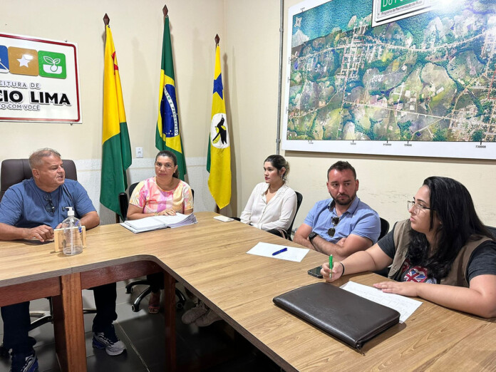 be81c5_5ae61aa997994ef2a3144f76588bb6c5_mv2