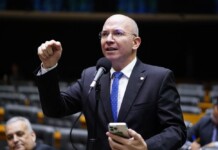 Gerlen alfineta Jorge Viana: “este senhor tinha que no mínimo pedir desculpas ao povo brasileiro”