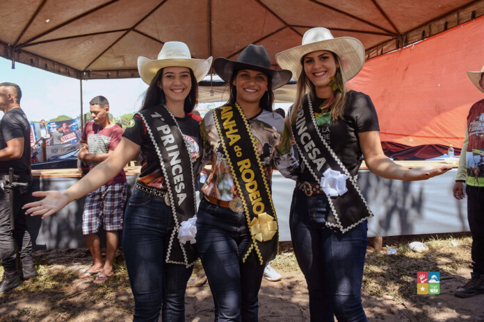 be81c5_19277d5cae63421a949e5533f55bb3f3_mv2