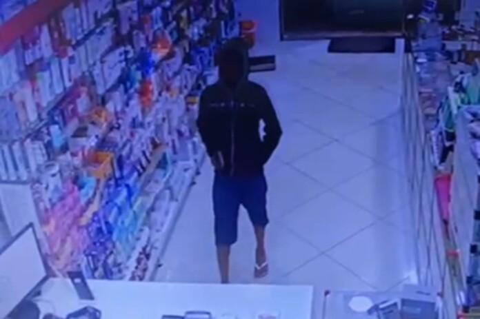 farmacia-invasao-1536x1023-1