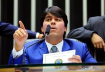 Anunciado como ministro de Lula, deputado mandou dinheiro para empresa fantasma