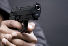 VÍDEO: em Cruzeiro do Sul, trio armado assalta supermercado