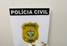 Traficantes fogem ao avistarem polícia e deixam R$ 10 mil em drogas para trás