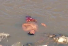 Vídeo: “Morto” acorda na hora em que bombeiros o resgatavam em rio