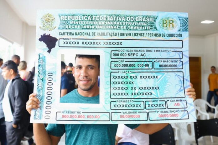 3f45ae22-b5cf-4471-a73e-ce2297bfaf84-768x512