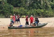 VÍDEO: em Mâncio Lima, Bombeiros encontra motor perdido nas águas do Rio Môa