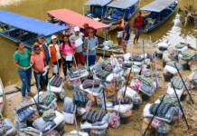 Famílias afetadas pelas cheias nos Rios Moa, Rio Azul e afluentes de Mâncio Lima recebem donativos