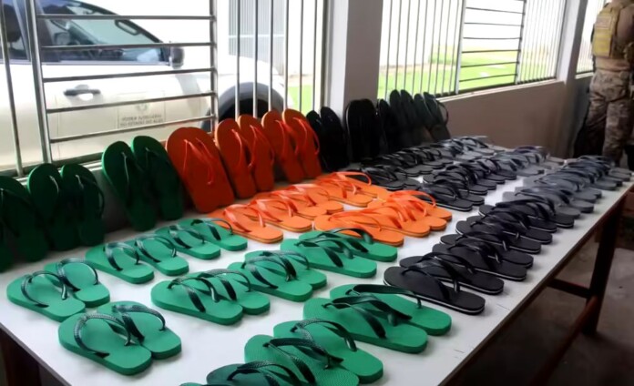 dfcc9c4e-bfd6-42e0-945a-8b9827dcc03d