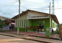 Prefeitura de Jordão reajusta piso salarial dos professores para 2025