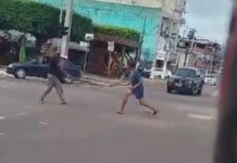 VÍDEO: em Cruzeiro do Sul, moradores de rua brigam no centro da cidade