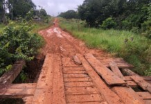 Moradores do Ramal da Agrovila pedem melhorias urgentes na estrada e na ponte