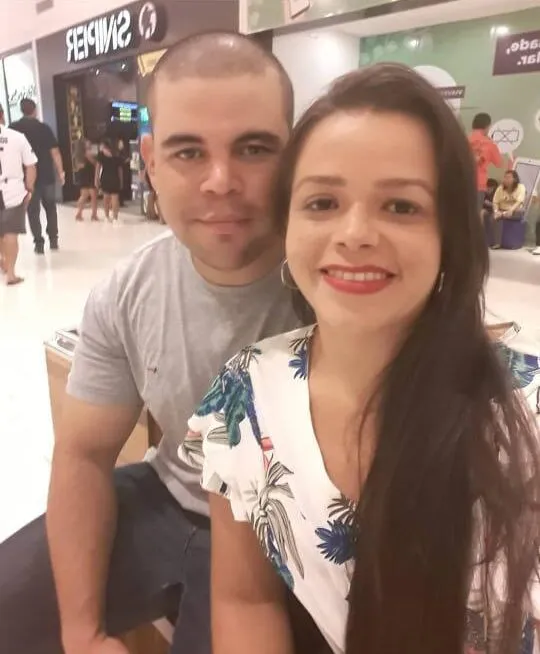 jessica-e-o-marido-e1753130996365