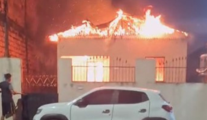 incendio_casa_D24AM-1