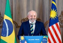 “Ele tem meu telefone e eu tenho o dele”, diz Lula sobre Trump