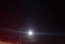 Câmera flagra colisão violenta que deixou motociclista de 19 anos gravemente ferido no Acre