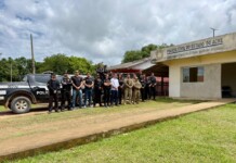 Durante a operação realizada em Jordão, foram apreendidos 300 cartões do programa Bolsa Família, cerca de R$ 70 mil em dinheiro, além de valores em dólar e euro e aproximadamente 6 mil litros de combustível