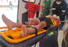 Adolescente venezuelano fica ferido após colisão entre carro e bicicleta no Acre