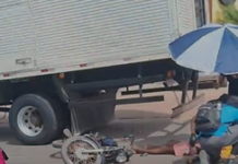 IMAGENS FORTES: Motociclista fica com pulmão exposto após sofrer grave acidente