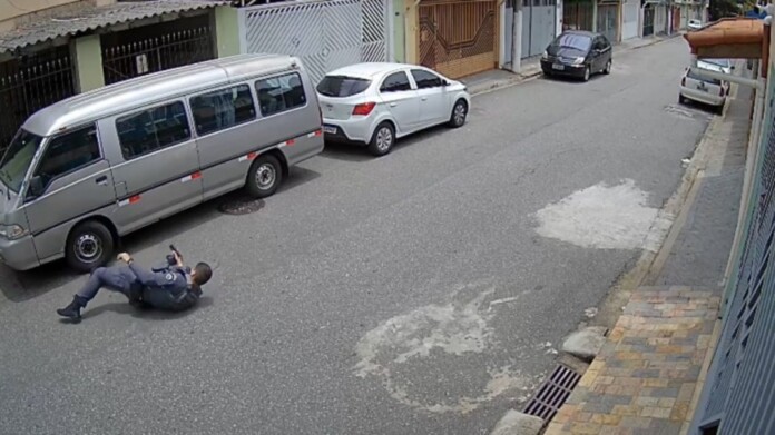 image_870x_690cd0735f948