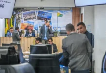 Câmara adia sessão por falta de quórum e votação fica para a próxima semana