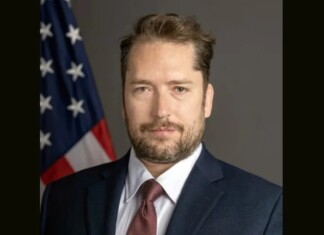 Trump nomeia secretário de extrema-direita para supervisionar o Brasil