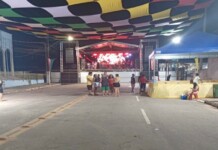 Vazio! Primeira noite de Carnaval em Sena tem público abaixo do esperado