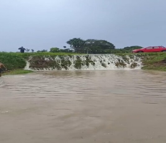 Psicultores de Mâncio Lima relatam grandes prejuízos após forte chuva romper barragens de açudes