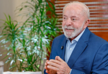 Sem base sólida, Lula diz que tem senador que “pensa que é Deus”