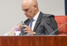 Moraes abre ação contra Flávio Bolsonaro por suposta calúnia a Lula