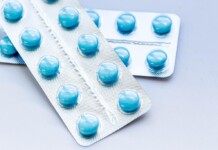 Homem toma ‘tadala’ durante s*x0 com travesti em motel e morre após mal súbito