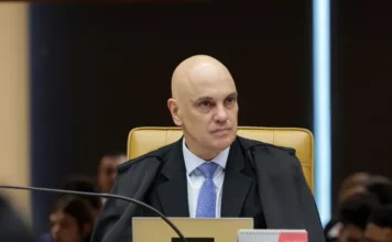 STF condena Eduardo a 4 anos e 2 meses de prisão por coação em processo