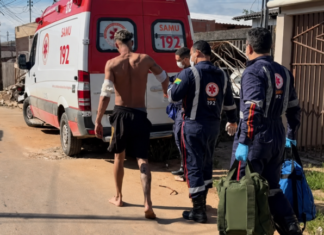 Jovem de bicicleta é baleado por dupla em moto no Acre