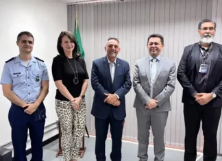 Zezinho Barbary acompanha andamento do convênio da Orla de Cruzeiro do Sul e cobra agilidade para destravar projeto