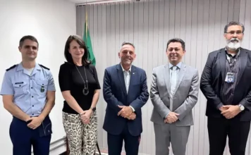 Zezinho Barbary acompanha andamento do convênio da Orla de Cruzeiro do Sul e cobra agilidade para destravar projeto