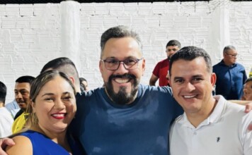 Andinho e Cláudia Melo participam de ato com Alan Rick na AABB de Cruzeiro do Sul e reafirmam coragem do grupo de oposição em Mâncio Lima