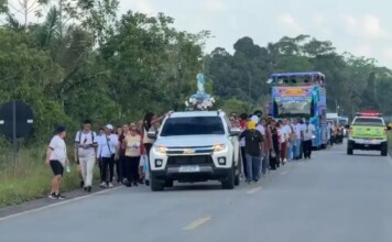 Caminhada da Juventude com Maria reúne fiéis de Rodrigues Alves e Cruzeiro do Sul durante Novenário de Nossa Senhora da Glória
